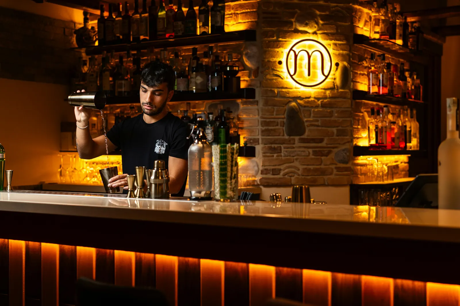 Restaurant Happy Hour and the Hour That Starts the Night